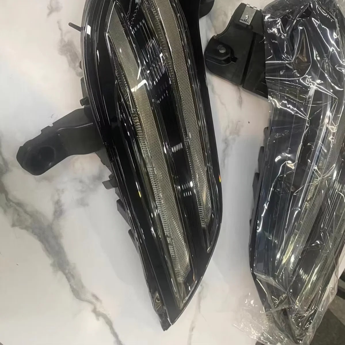 High Quality Car Parts Daytime Running Light Day Light 6600190490 6600190492 for ZEEKR 001